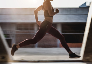 Combina pesas y cardio para ganar músculo