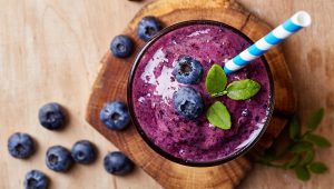 Smoothie antioxidante para protegerte de la contaminación