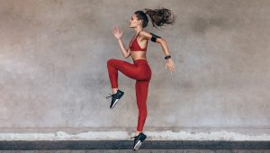 4 ejercicios para quemar más grasa al hacer cardio